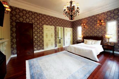 Room4 BOOKING