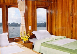 Twin room in Hai Au Cruise