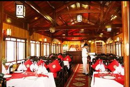 Dining room in Halong Royal Cruise