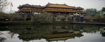 Tourists are enjoying Tours in Hue - The old imperial capital - TL301