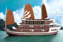 Travelers with Bhaya Cruiser - the difference of VIP