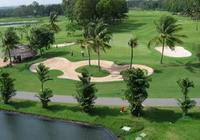 Travelers with Souther Vietnam golf tour