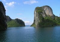Travelers with Discover Vietnam tour