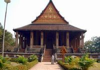 Travelers with Trans-Laos 10 day tour