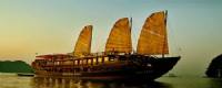 Travelers with Halong Bay cruise with Indochina Sails