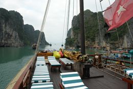 TOURISTS IN An Nam Junk