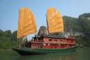 TOURISTS IN Bai Tu Long Junk