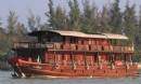 TOURISTS IN Bassac III Cruise