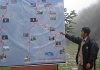TOURISTS IN 2-day conquering Fansipan peak
