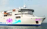 TOURISTS IN Hoa Sen ship, Hoa Sen cruise (stopped running)