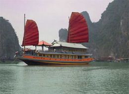 TOURISTS IN Jewel of the Bay