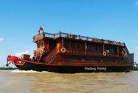 TOURISTS IN Mekong Feeling Cruise