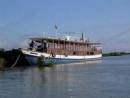 TOURISTS IN Toum Tiou Cruise