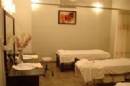 TOURISTS IN Relaxing tour with Indian Auyverdic herbal spa and massage
