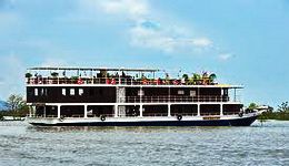 Travelers with Saigon - Phnom Penh trip with Toum Tiou II Cruise