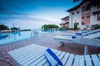 Beachfront Hotel BOOKING