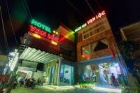 Van Loc Hotel BOOKING