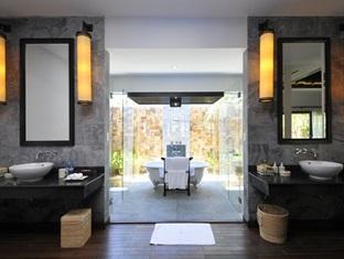 Bath Bath BOOKING