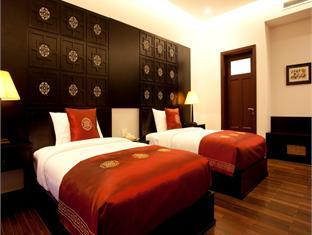 Room3 Room3 BOOKING