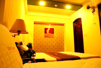 Room2 BOOKING