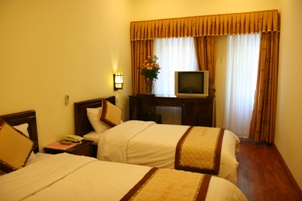 Room2 BOOKING