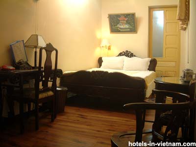 Room1 Room1 BOOKING