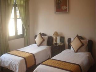 Room2 Room2 BOOKING