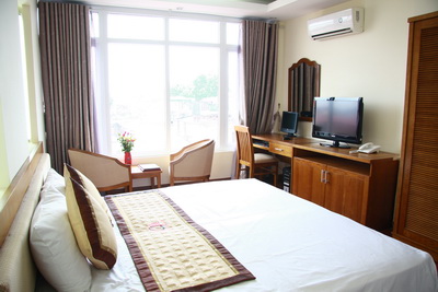 Room2 BOOKING