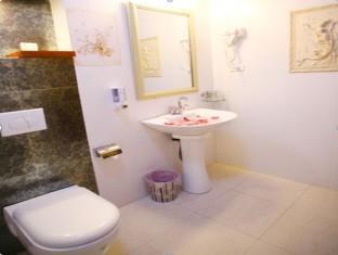 Bath3 Bath3 BOOKING