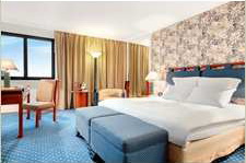Room3 Room3 BOOKING