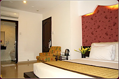 Room4 Room4 BOOKING