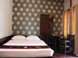 Bungalow2 Bungalow2 BOOKING