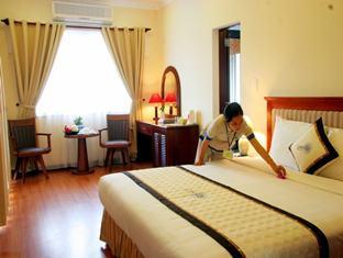 Room1 Room1 BOOKING
