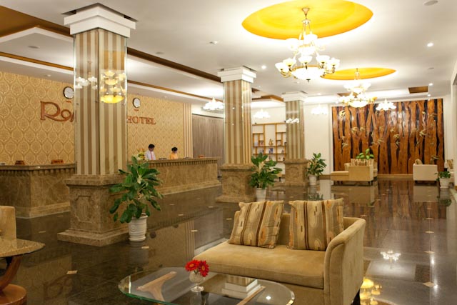 Lobby BOOKING