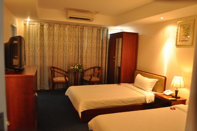 Room2 BOOKING