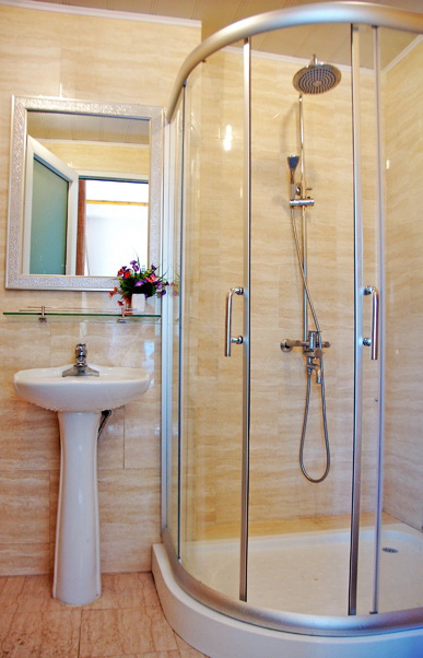 Bath2 Bath2 BOOKING