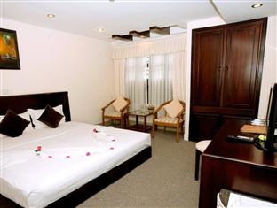 Twin Room BOOKING