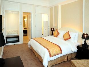 Queen room BOOKING