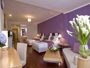 Living room BOOKING