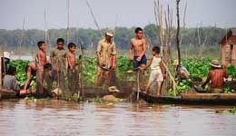 Travelers with Cambodia inside tour